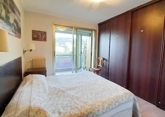 Appartement Le République 2 *