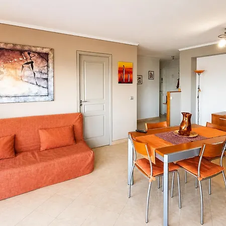 Appartement Le République 2 *